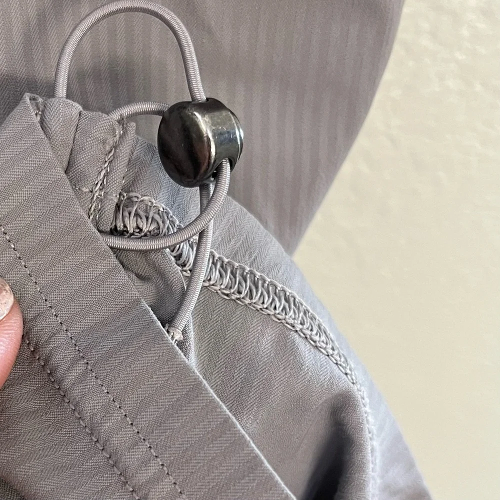 Lululemon Gray Dance Studio Crop Pants - Picture 6 of 11